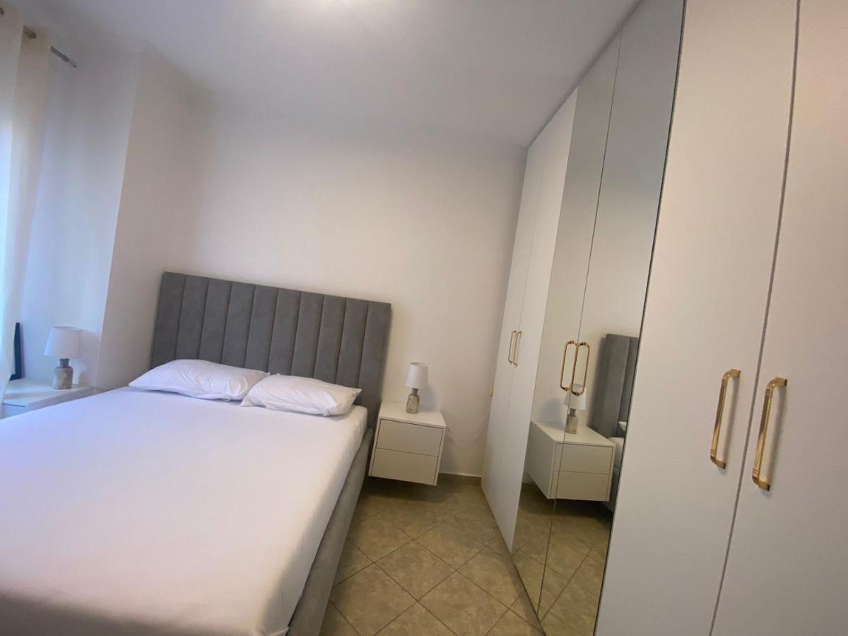Guest House Open Room Durrës Exteriér fotografie